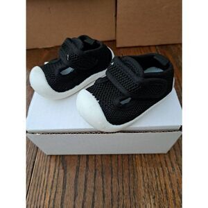 New Infant Baby 7 Month Black Hook and Loop Sneakers Casual Shoes Hard Soles